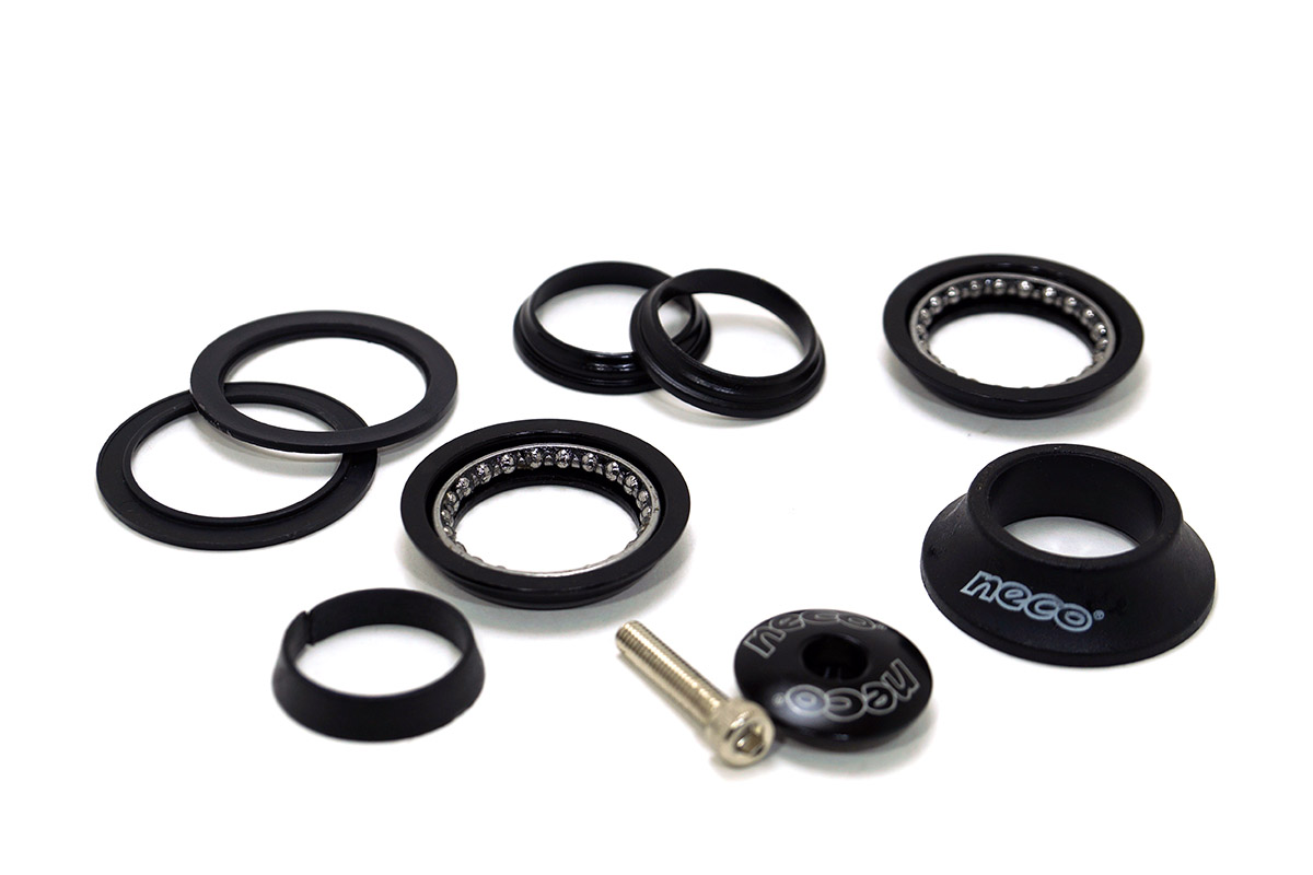 Рулевая NECO H115/2861 28,6*44*23,6mm,полуинтегрированная,сталь,черный Рулевая NECO H115/2861 28,6*44*23,6mm,полуинтегрированная,сталь,черный